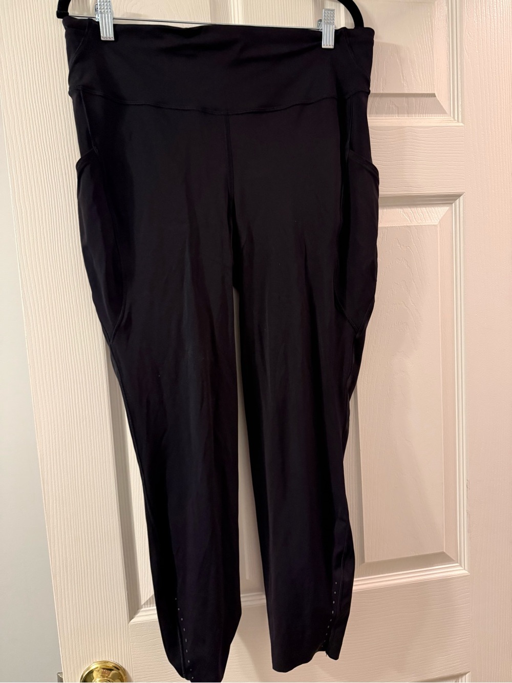 Lululemon Fast and Free High-Rise Tight 25"
5 Pocket
